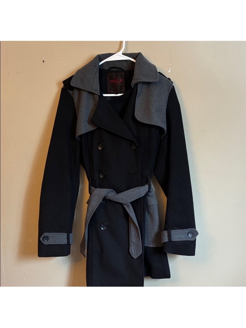 Yoki Black and Gray Two-Tone Belted Trench Coat - Picture 2 of 3